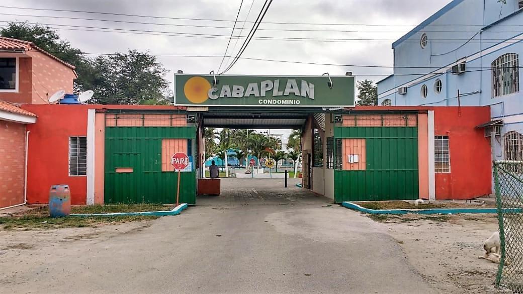 Puerto Esperanza - Cabaplan Apartment Tonsupa Ngoại thất bức ảnh